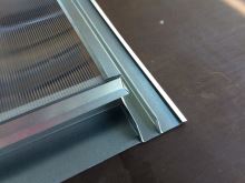 Pocinčani krovni prozor 500 x 500 mm s makrolonom