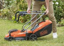 BLACK+DECKER Akumulatorska kosilica 33 cm, 2x 18V/2,5 Ah BCMW3318L2 BLACK+DECKER Akumulatorska kosilica 33 cm, 2x 18V/2,5 Ah BCMW3318L2